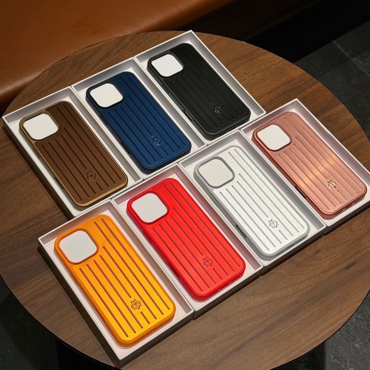 Rimowa phone shell 032401